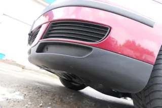 Leon 1M Toledo Stoßstange vorne Stoßfänger Grill rot LS3R - Bild 2