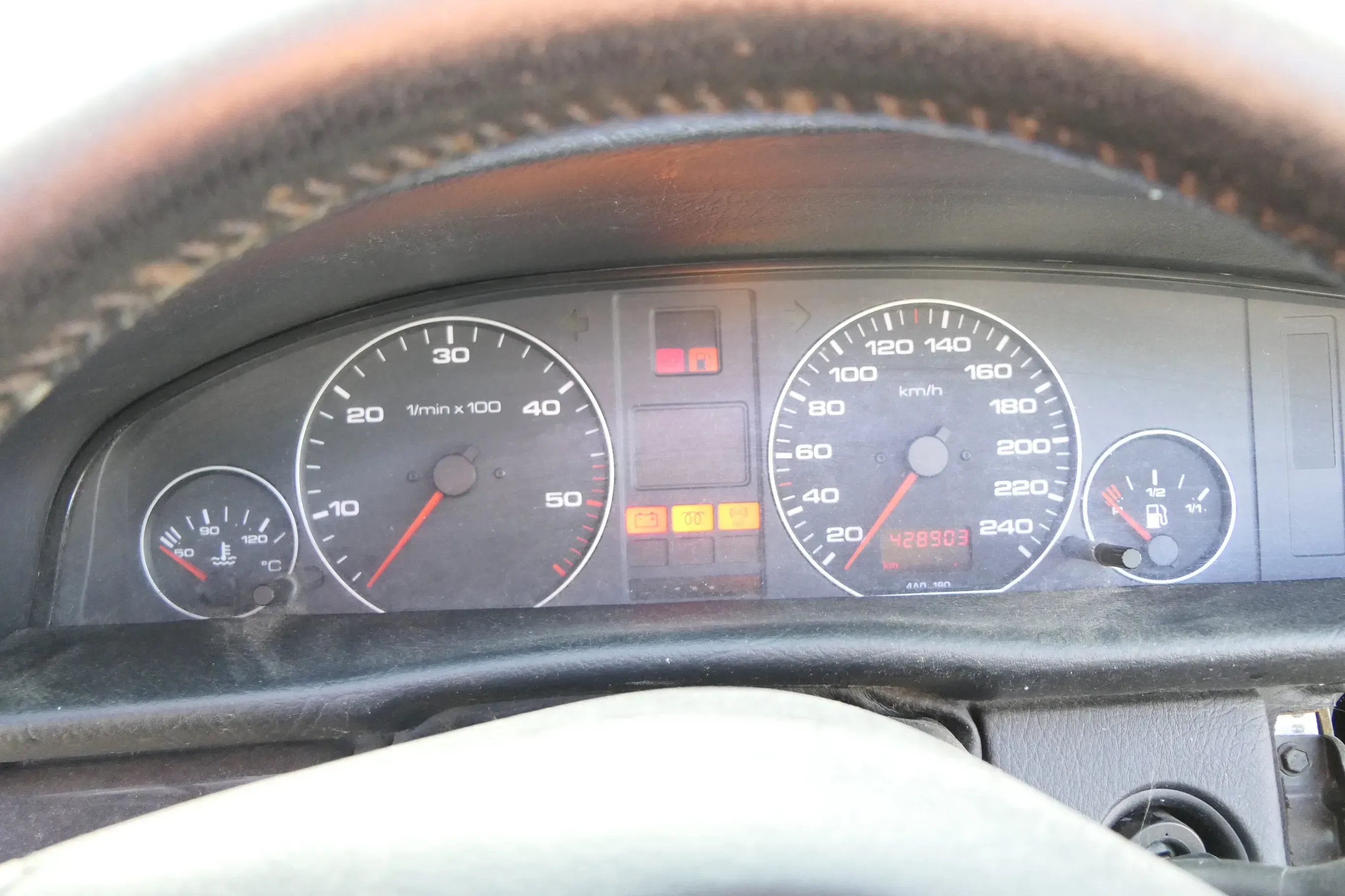 Audi A6 4A C4 Tacho Tachometer Kombiinstrument 428.000km 4A1919860E 2,5 TDI AEL - Bild 1
