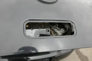 VW Polo 6N2 Heckklappe Klappe hinten Kofferraumklappe schwarz LC9Z Scheibe - Bild 5