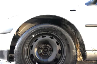 VW Golf 4 1J Kotflügel vorne links silber LB7Z - Bild 4