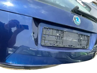 Skoda Fabia 6Y Combi Kombi Heckklappe Kofferraumklappe Klappe blau LF5U - DELLE! - Bild 6