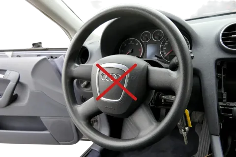 Audi A3 8P Lenkrad 4-Speichen 8P0419091CC 6PS schwarz - ohne Airbag