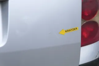 Passat 3BG Kombi Variant Heckklappe Klappe Kofferraumklappe silber LA7W Scheibe - Bild 9