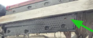 VW Golf A3 Unterbodenverkleidung Verkleidung links unten Abdeckung 1K0825211E - Bild 1