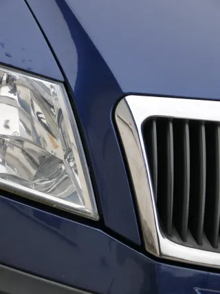 Skoda Octavia 1Z Motorhaube Haube Klappe vorne blau LF5Q mit Grill - Bild 13