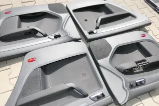 VW Touran 4x Türverkleidung Verkleidung Tür vorne +hinten links rechts dunkel - Bild 2