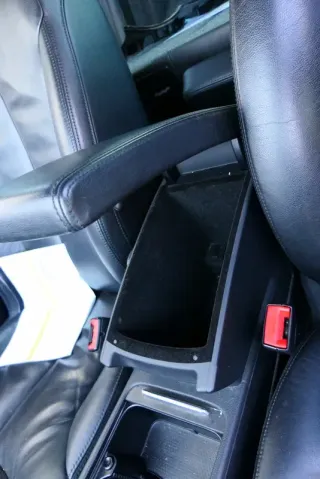 VW Passat 3C Mittelarmlehne Armlehne Fach original komplett zum nachrüsten Leder - Bild 3