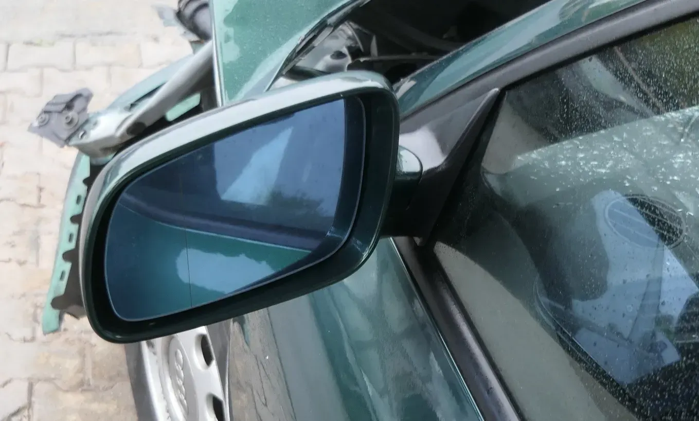 Audi A3 8L elektrischer Spiegel Außenspiegel links mit Glas grün LZ6L kaktusgrün - Bild 1