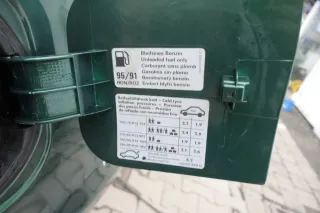 VW Lupo Seat Arosa Tankdeckel Deckel Tank Tankverschluß grün LA6N - Bild 2