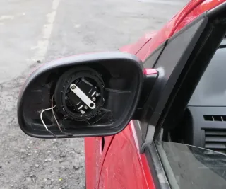 VW Fox 5Z Spiegel Außenspiegel ohne Glas links rot LY3D elektrischer - Bild 2