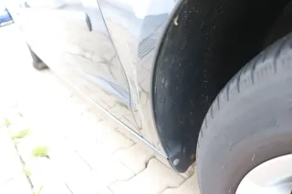 VW Polo 9N3 Kotflügel vorne rechts grau LC7V - Bild 2