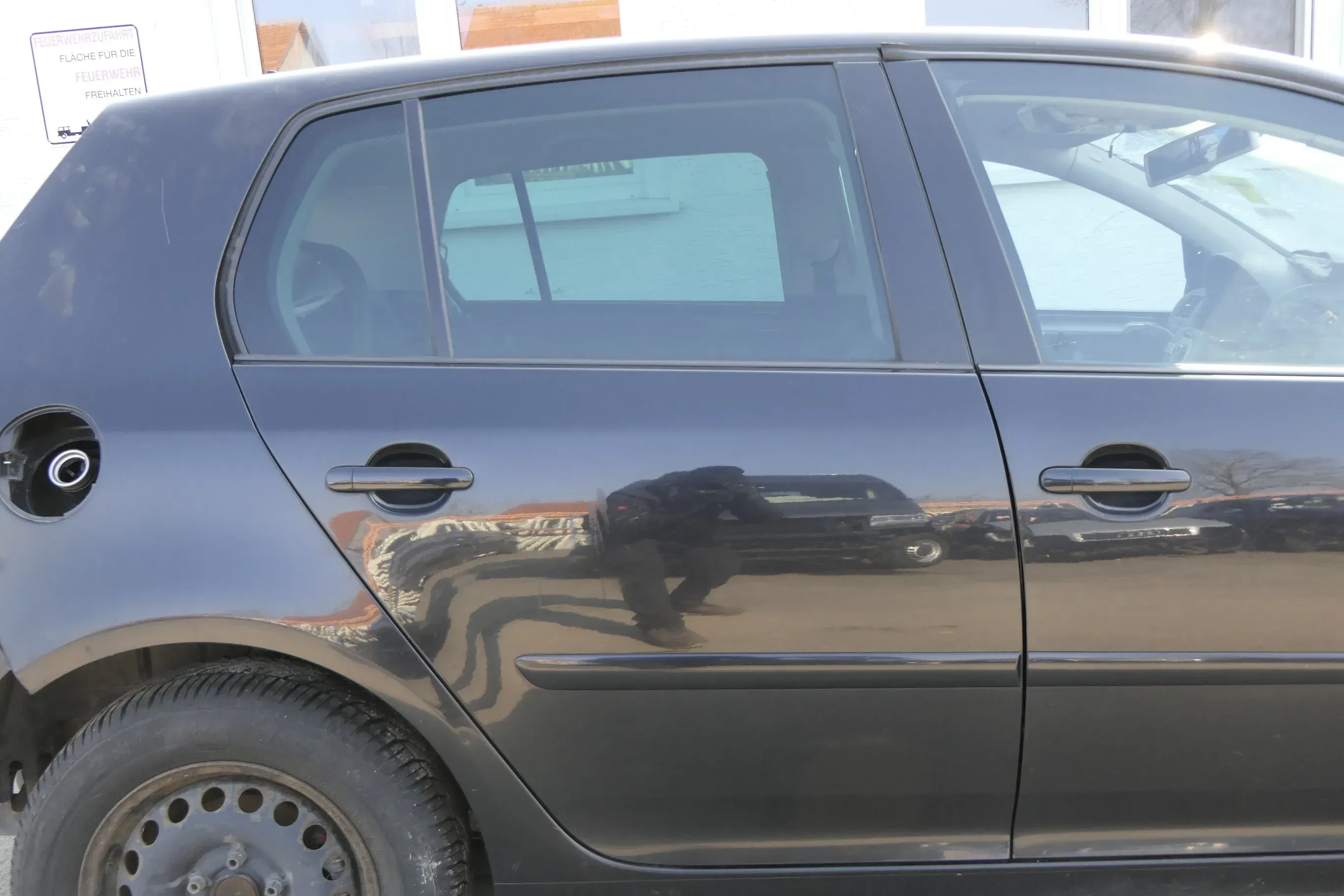 VW Golf 5 V 1K Tür Türrahmen hinten rechts 4/5-Türer schwarz LC9Z blackmag - Bild 1