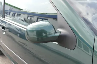VW Golf 4 Bora manueller Spiegel vorne rechts Außenspiegel grün LC6M Glas - Bild 1