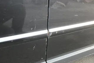 VW Passat 3B 3BG Kombi Variant Tür hinten links schwarz LC9Z blackma mit Scheibe - Bild 3