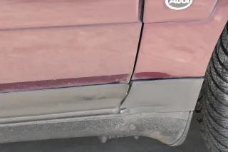 Audi A6 4A C4 Tür Türblatt vorne rechts Beifahrertür rot braun LZ3N ohneAnbautei - Bild 2