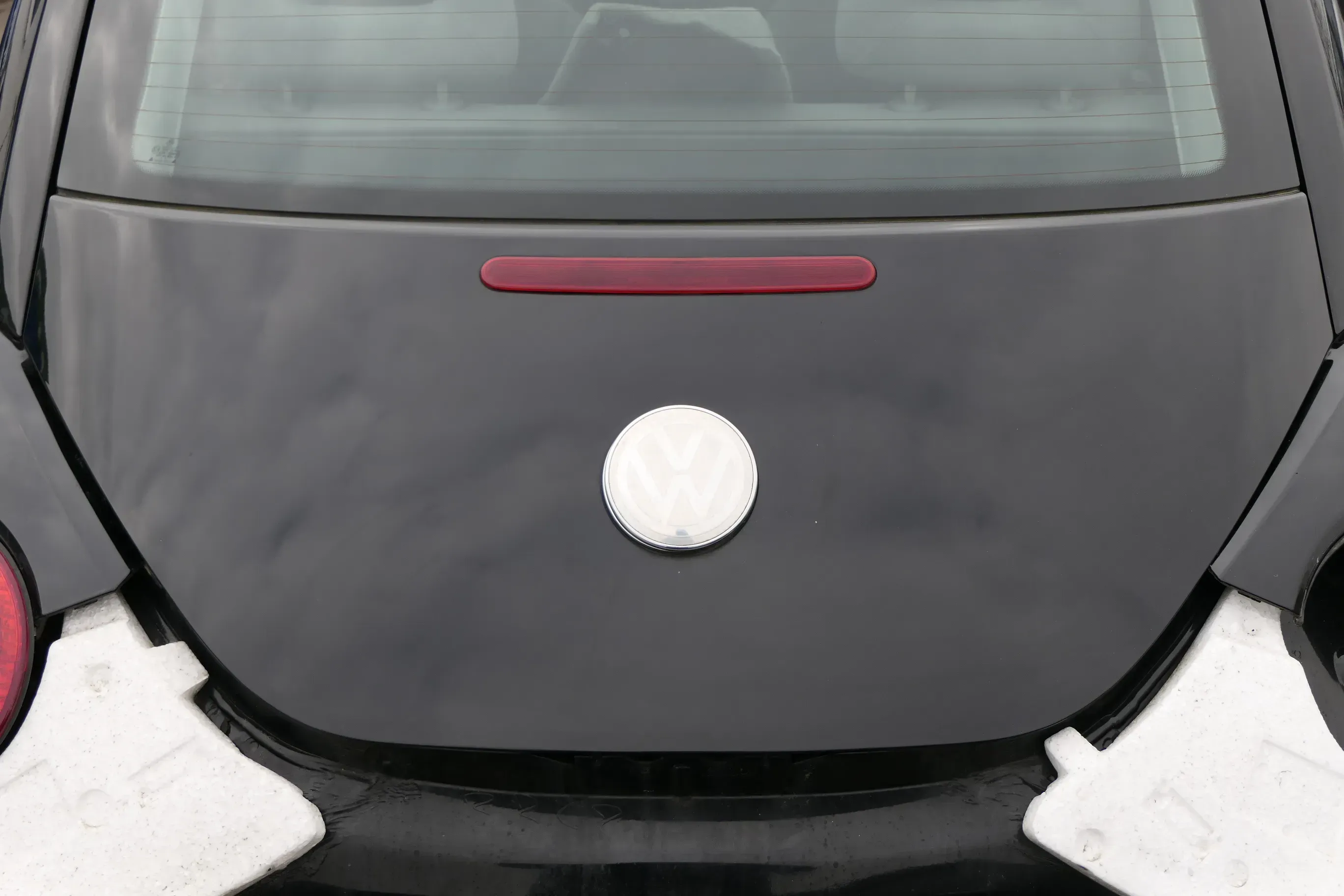 VW New Beetle 1C 9C Heckklappe mit Scheibe Klappe hinten schwarz L041 (ohneSchlo - Bild 1