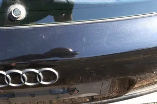 Audi A3 8L Heckklappe Kofferraumklappe Klappe hinten schwarz LY9B brilliantschwa - Bild 4