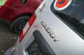 VW Caddy 2k Flügeltür hinten links silber LA7W mit Scheibe OHNE Anbauteile - Bild 5