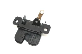 VW Golf 4 Limousine Heckschloß Schloß unten an Heckklappe 1J6827505B Fanghaken - Bild 1