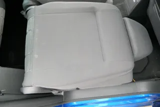 VW Touran Sitz hinten rechts (hinterm Beifahrersitz) Rücksitz anthrazit - 108447 - Bild 2