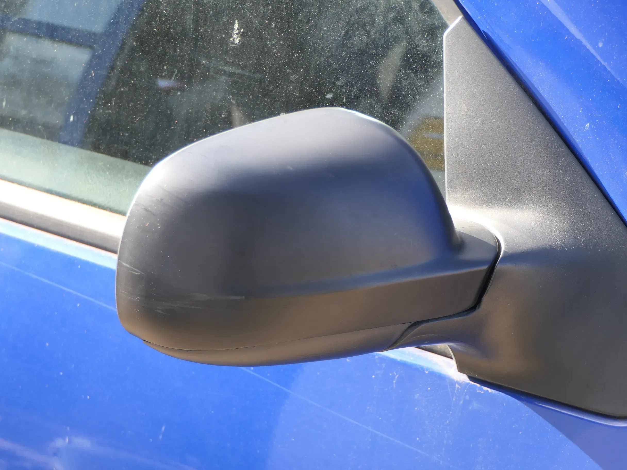 VW Golf 4 Bora manueller Spiegel vorne rechts Außenspiegel schwarz - Bild 1
