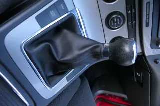 VW Passat 3C 6-Gang Schaltknauf Schaltsack Schaltung Schaltknüppel original - Bild 1