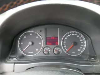 Golf 5 1K 5M Plus Tacho Tachometer Kombiinstrument 1K0920863B 1.9 TDI  271.000km - Bild 1