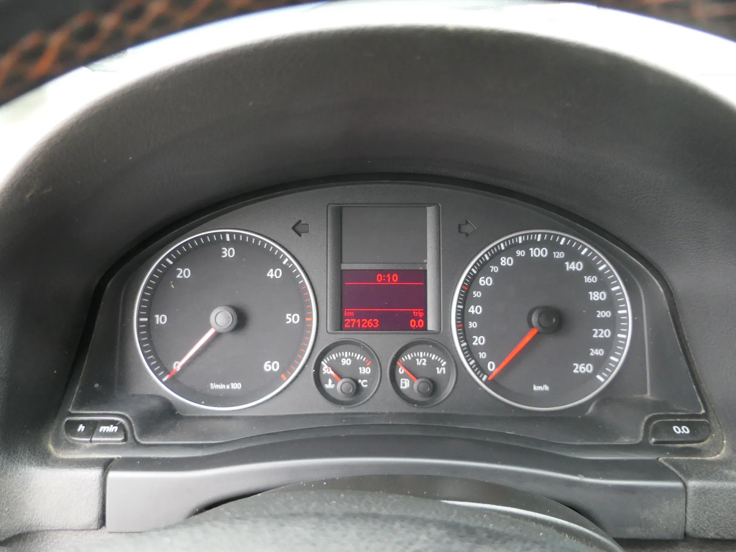 Golf 5 1K 5M Plus Tacho Tachometer Kombiinstrument 1K0920863B 1.9 TDI  271.000km - Bild 1