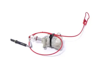 Audi Q7 4L Stellmotor Öffnen Tankklappe Tank Tankverschluß Notentriegelung - Bild 1