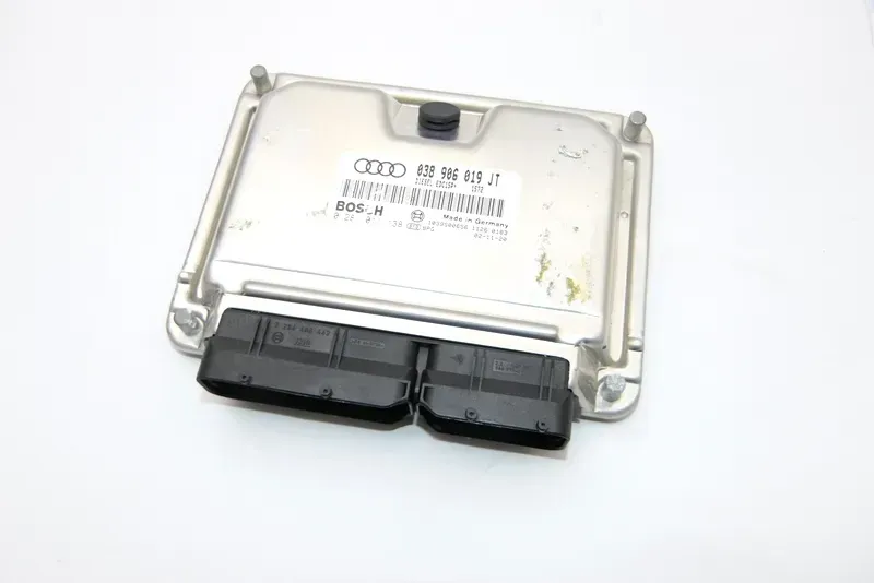 Audi A4 8E B6 Steuergerät Motor Motorsteuergerät 1,9 TDI 96kw AVF 038906019JT - Bild 1