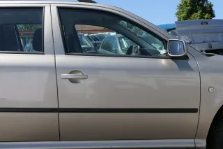 Skoda Octavia 1U Kombi + Limo Tür vorne rechts Beifahrertür gold 9201 beige - Bild 1