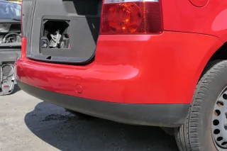 VW Touran 1T Stoßstange hinten Heckstoßstange Stoßfänger rot LY3D Tornado - Bild 3