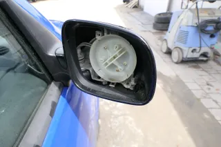 Golf 4 Bora mechanisch Spiegel vorne rechts Außenspiegel schwarz - Bild 2