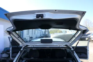 VW Polo 6N Heckklappe Klappe hinten Kofferraumklappe mit Scheibe silber LB7Z sa - Bild 2