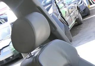 Audi Q7 4L B-Säulen Verkleidung vorne links Abdeckung um Gurt achatgrau grau - Bild 2