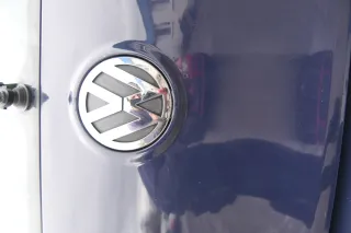 VW Golf 5 V Heckklappe hinten Kofferraumklappe mit Scheibe blau LA5G - Bild 8