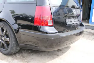 VW Golf 4 Bora Kombi Stoßstange hinten Heckstoßstange Stoßfänger schwarz L041 - Bild 3