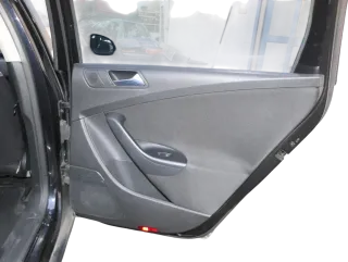 1x VW Passat 3C Variant Türverkleidung Verkleidung Tür hinten rechts schwarz - Bild 2