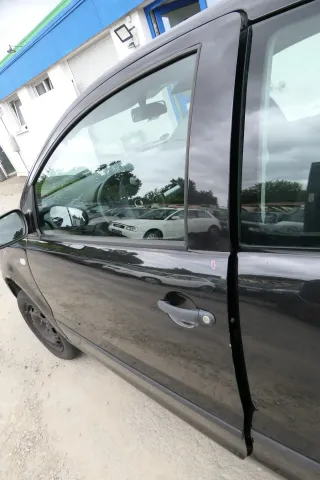 VW Fox 5Z Tür vorne links Fahrertür schwarz LC9Z - Bild 2
