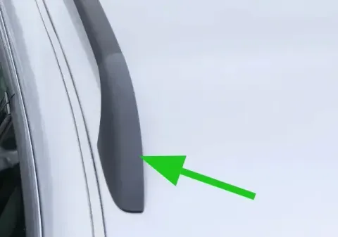 VW Passat 3B 3BGKappe Abdeckung für Dachreling Reling Dach vorne rechts schwarz