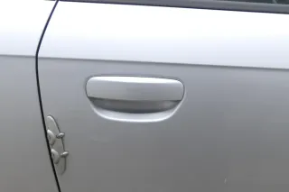 Audi A3 8P 2/3-Türer Tür vorne rechts Beifahrertür Türblatt grau silber LX7W - Bild 3