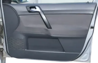 1x VW Polo 9N 9N3 Türverkleidung Verkleidung Tür vorne rechts 4/5-Türer dunkel - Bild 2