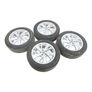 4x Q2 Alufelgen Reifen Felgen 215/55 R17 94V 6,5mm 81A601025C NEUWAGEN Sommer - Bild 4