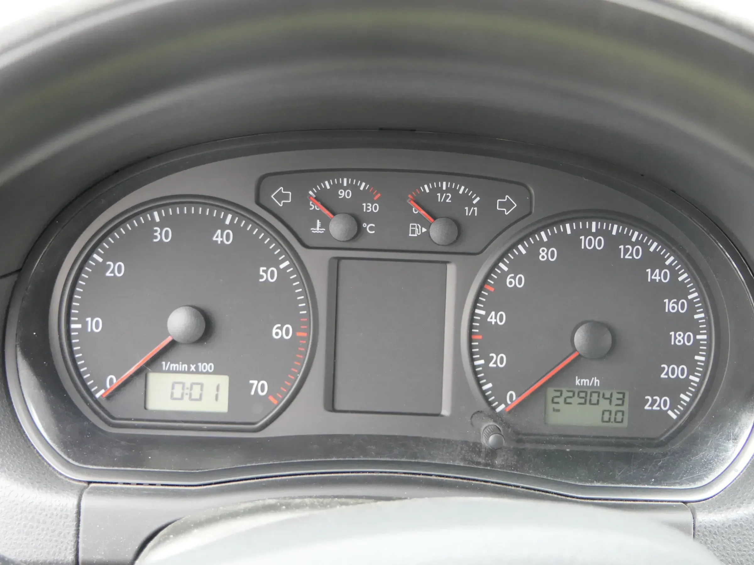 VW Polo 9N Tacho Tachometer Kombiinstrument 229.000km 6Q0920803 1,4 55kw 75PS - Bild 1