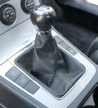 VW Passat 3C 6-Gang Schaltknauf Schaltsack Schaltung Schaltknüppel 4-Motion - Bild 1