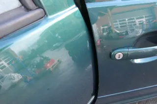VW Bora Tür hinten rechts nur Limousine grün LC6M - Bild 3