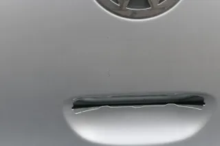 VW Polo 9N Heckklappe Kofferraumklappe Klappe hinten silber LA7W - Bild 4