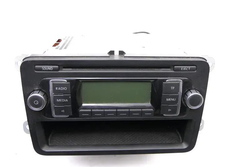 VW Golf 5 Radio CD Player Original RCD300 BVX 1K0035156 mit Code 1K0057156B - Bild 1