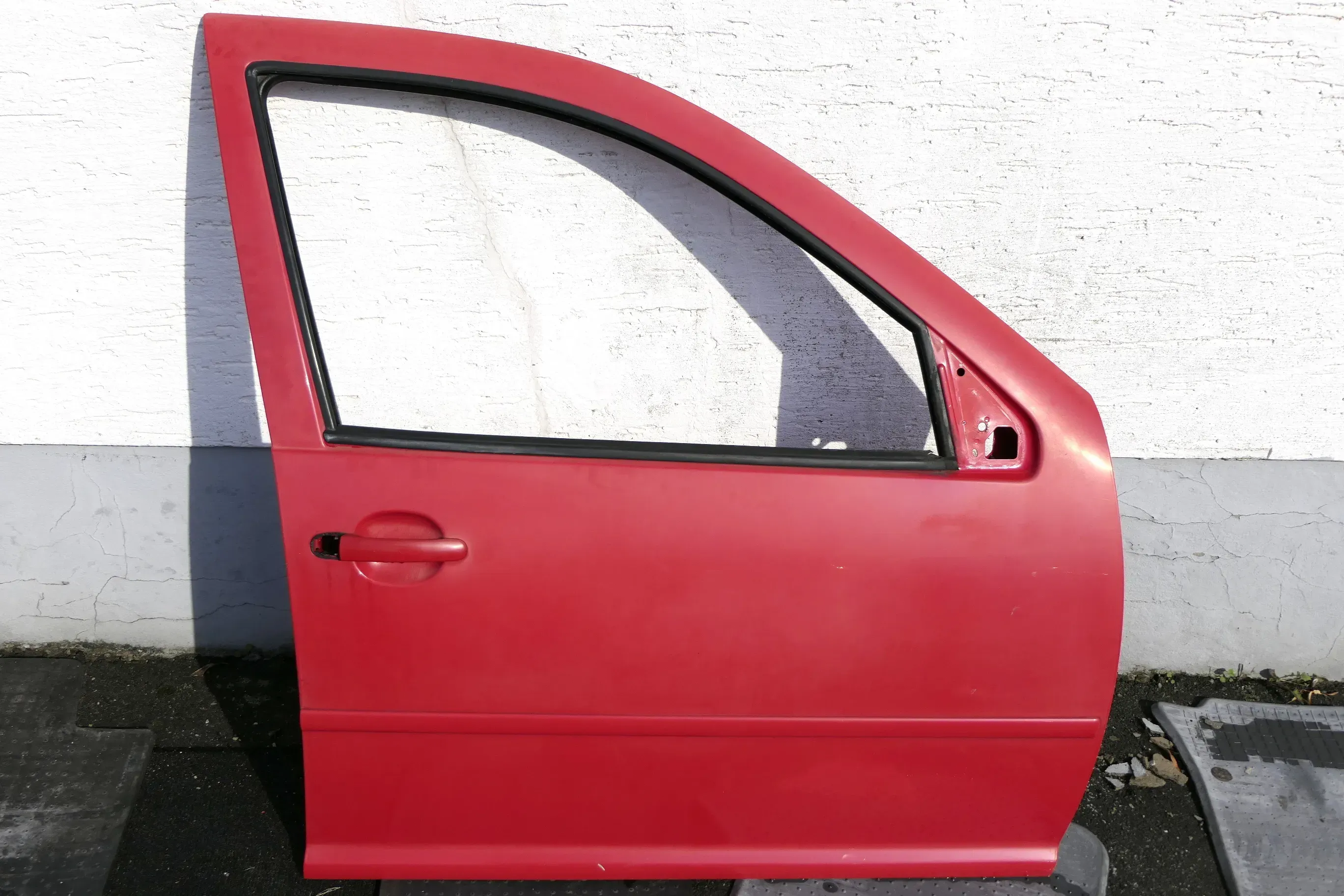 VW Golf 4 Bora Tür vorne rechts Beifahrertür 4/5-Türer + Kombi rot LP3G 116407 - Bild 1