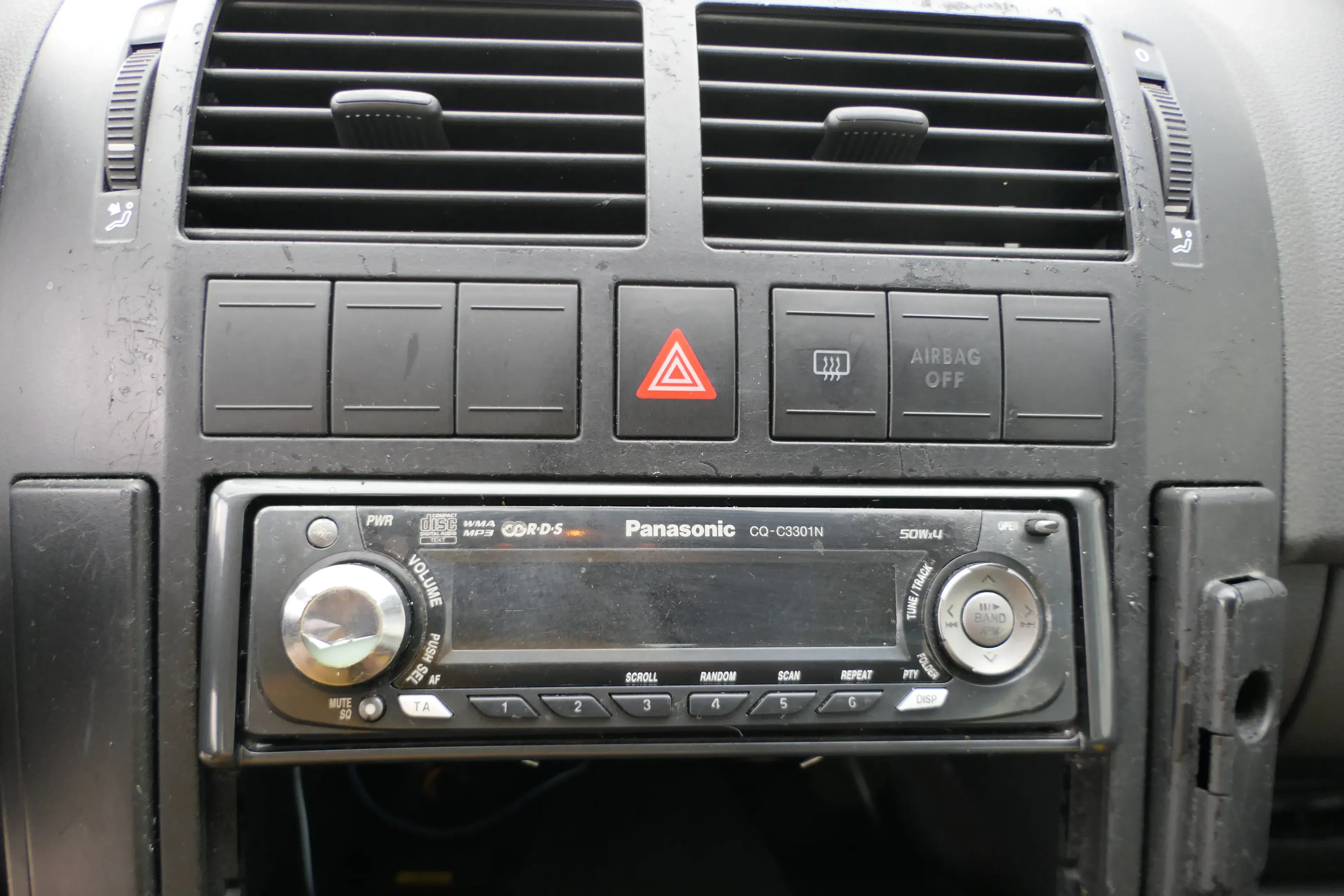 VW Golf 4 Bora T5 T4 Radio Panasonic CD-Player RDS WMA MP3 CQ-C3301N 4x50W PWR - Bild 1